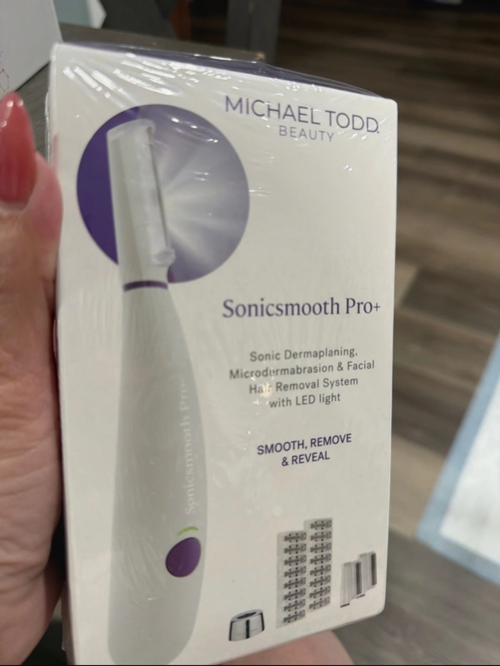 Sonicsmooth Pro+ White Facial Dermaplaning Tool